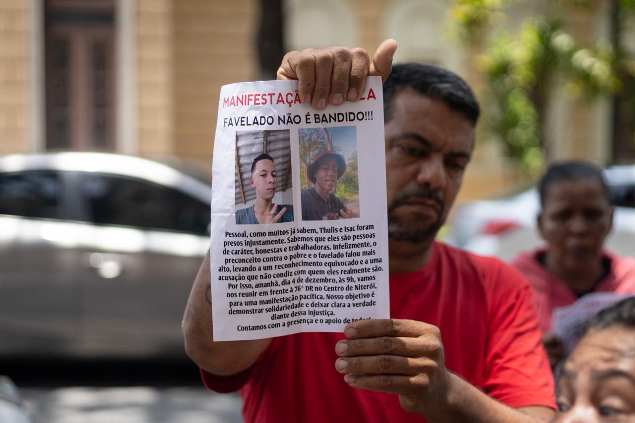 Familiares dos presos dizem que ambos são trabalhadores