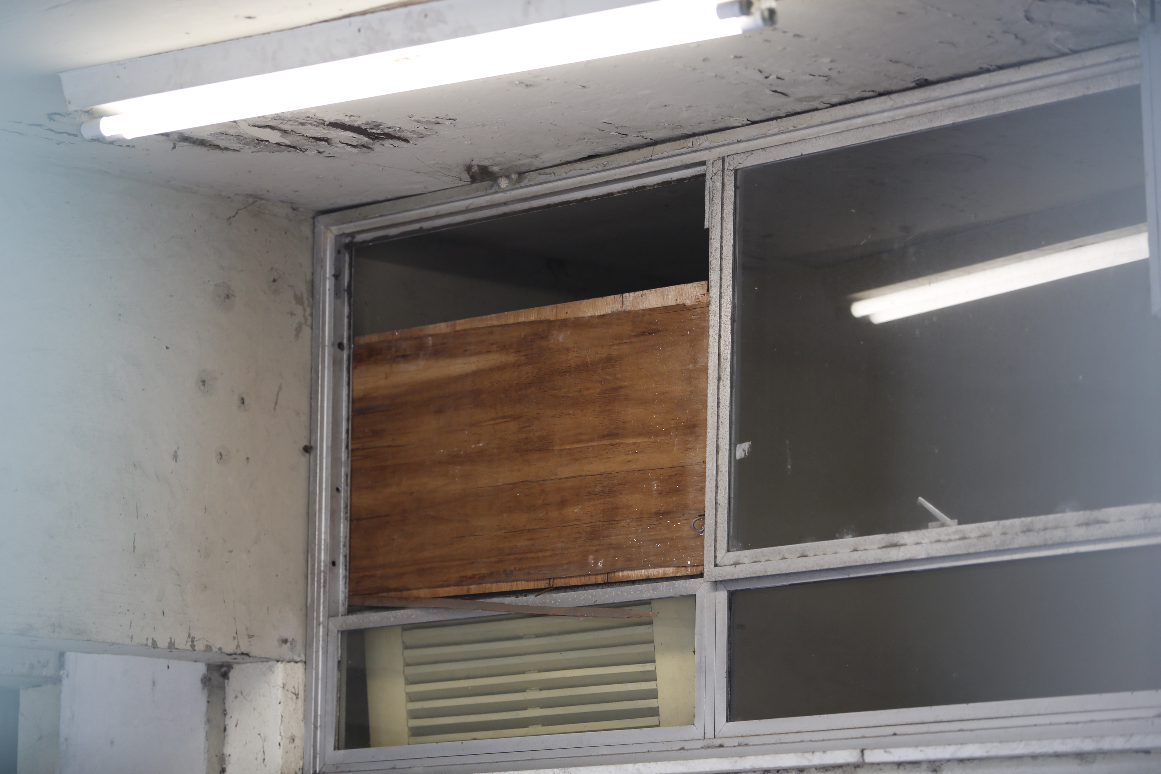 Fantasma e esqueleto 'assustam' a saúde de São Gonçalo e Niterói