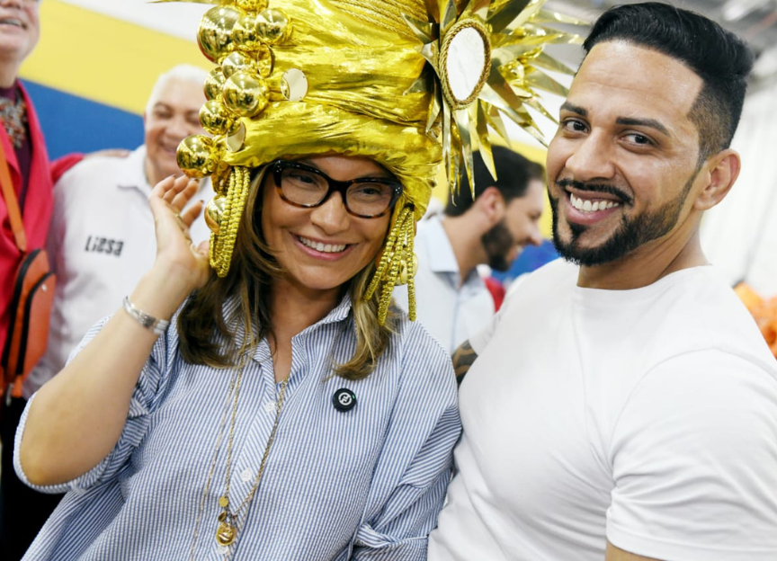 Janja visita o barracão da Acadêmicos de Niterói; veja fotos