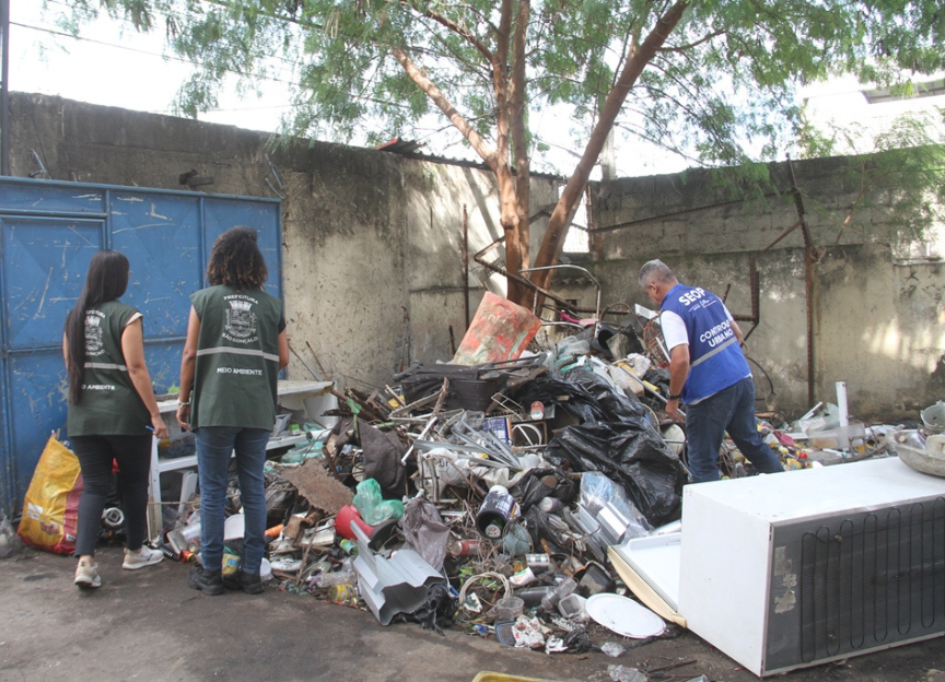 Mais 5 ferros-velhos interditados em São Gonçalo; veja onde