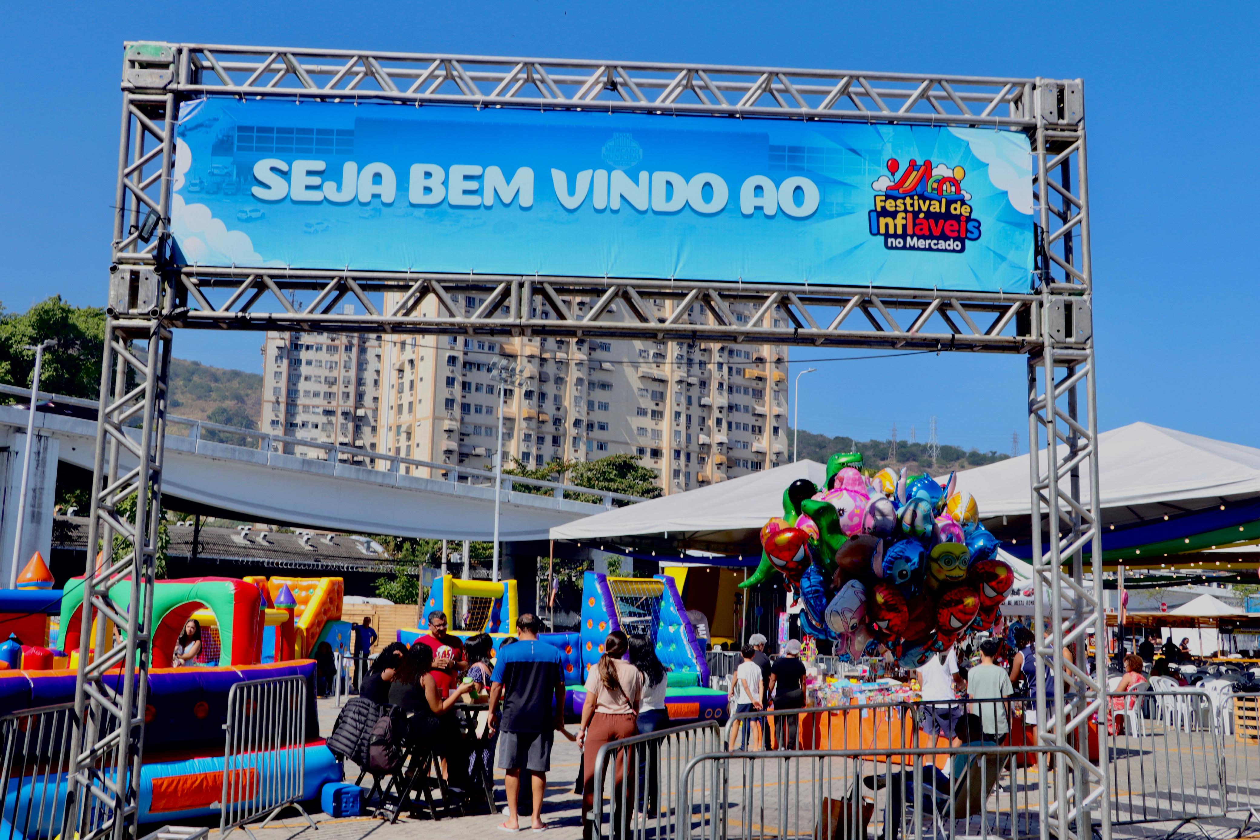 Atrações variadas agitam famílias no Mercado Municipal de Niterói