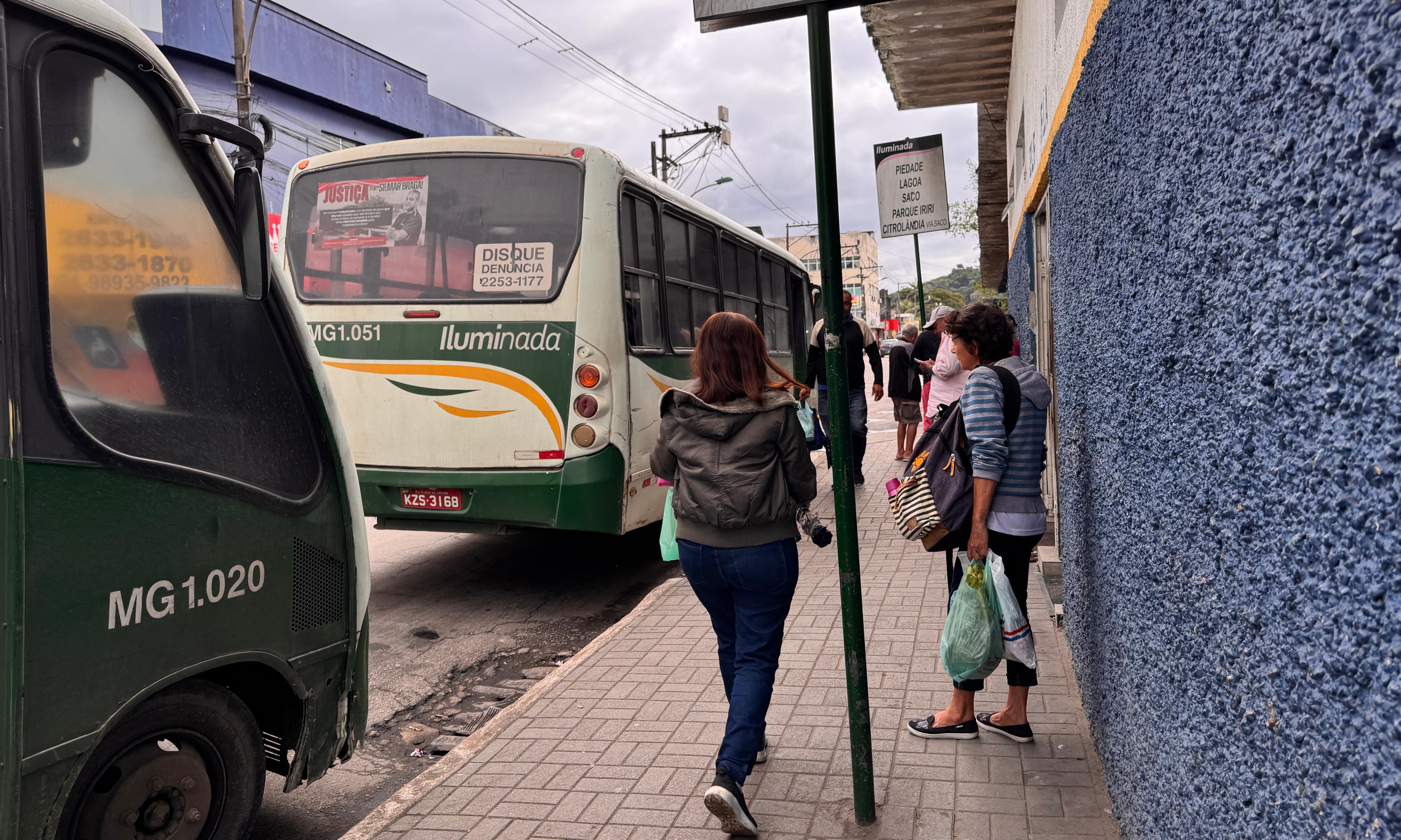 Escassez de veículos e demora são principais reclamações de passageiros