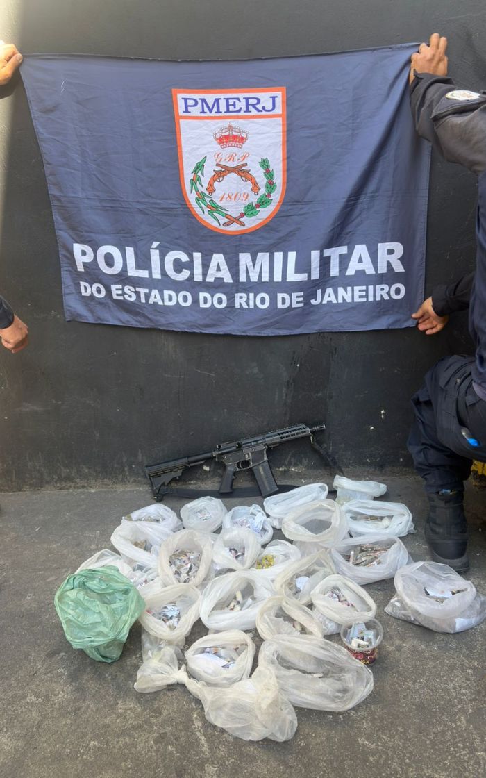 Material apreendido pela Polícia Militar