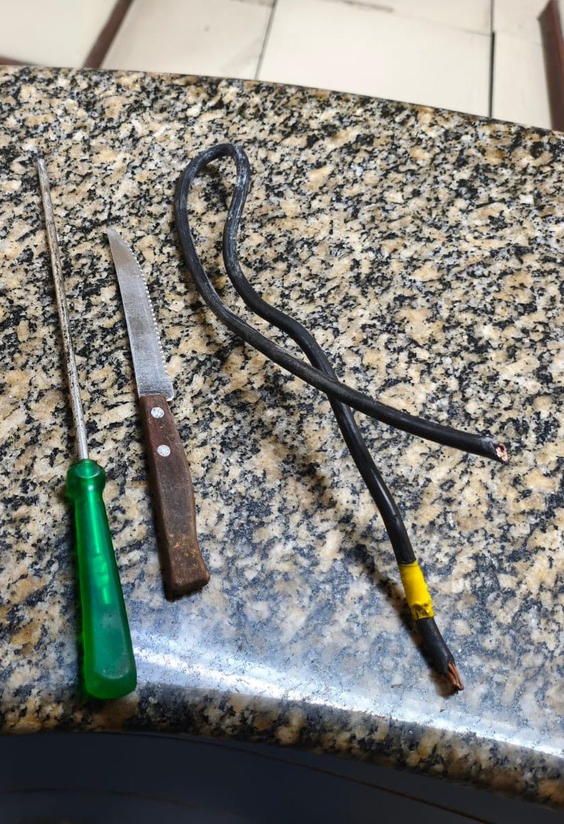 Material que estava com o criminoso foi apreendido pela polícia