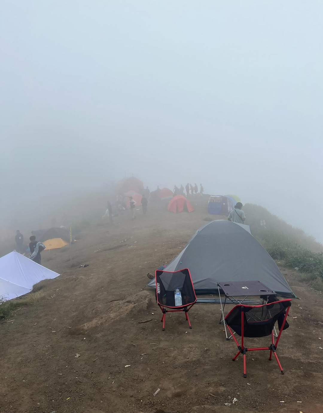Condições climáticas interromperam as buscas