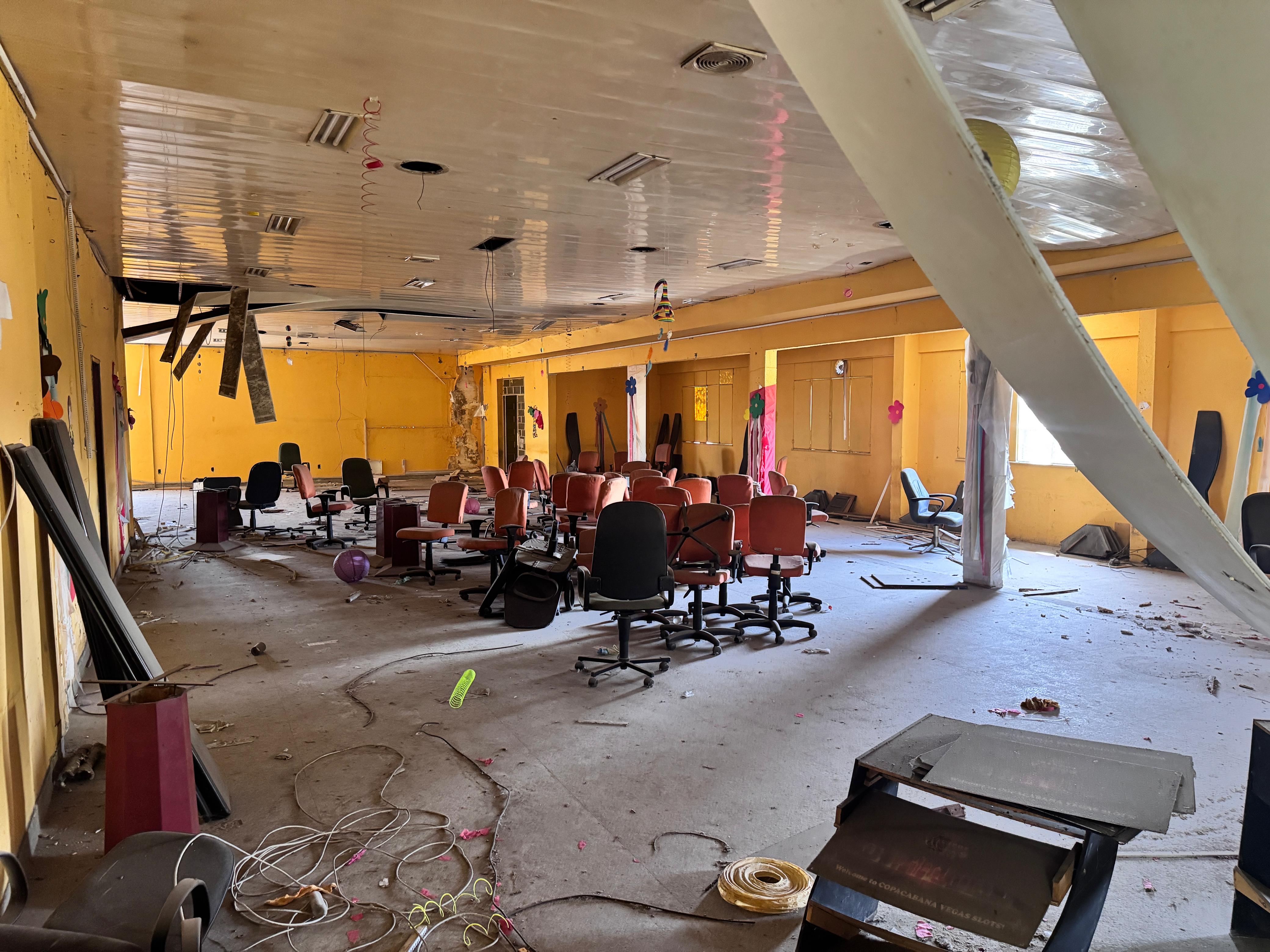 Estado atual da sala flagrado pela equipe do ENFOCO