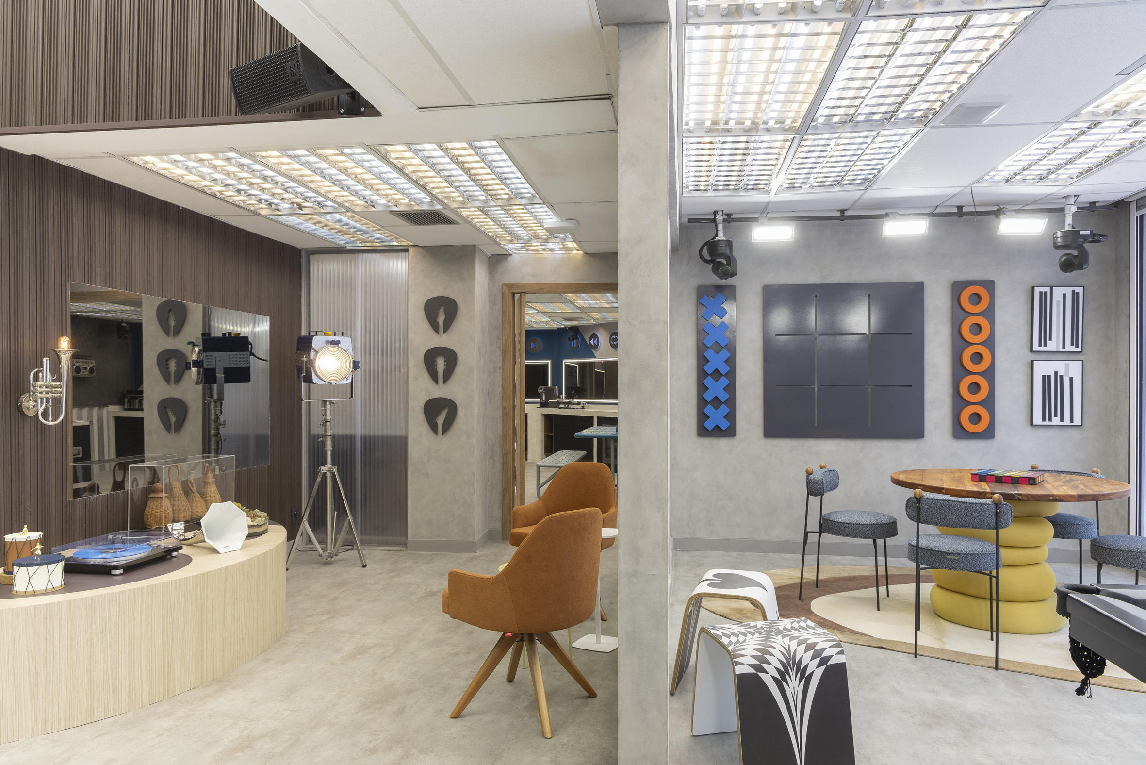 Lounge e Sala de Jogos