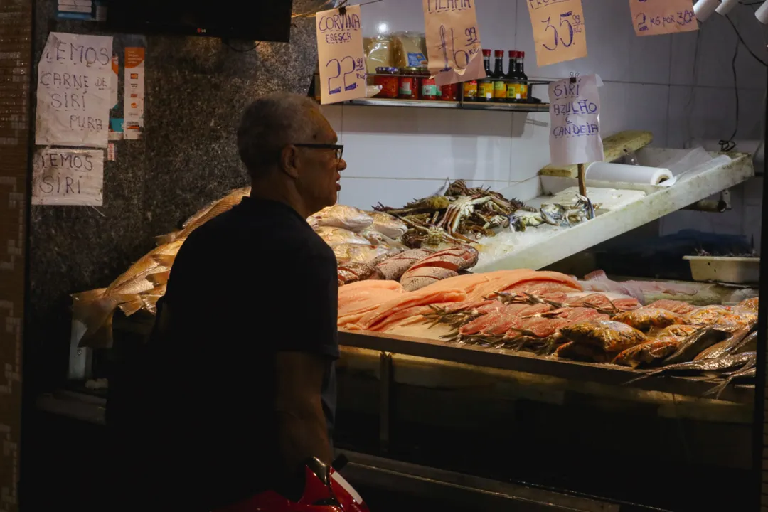 Expectativa em alta e corrida às lojas para garantir peixe no feriado