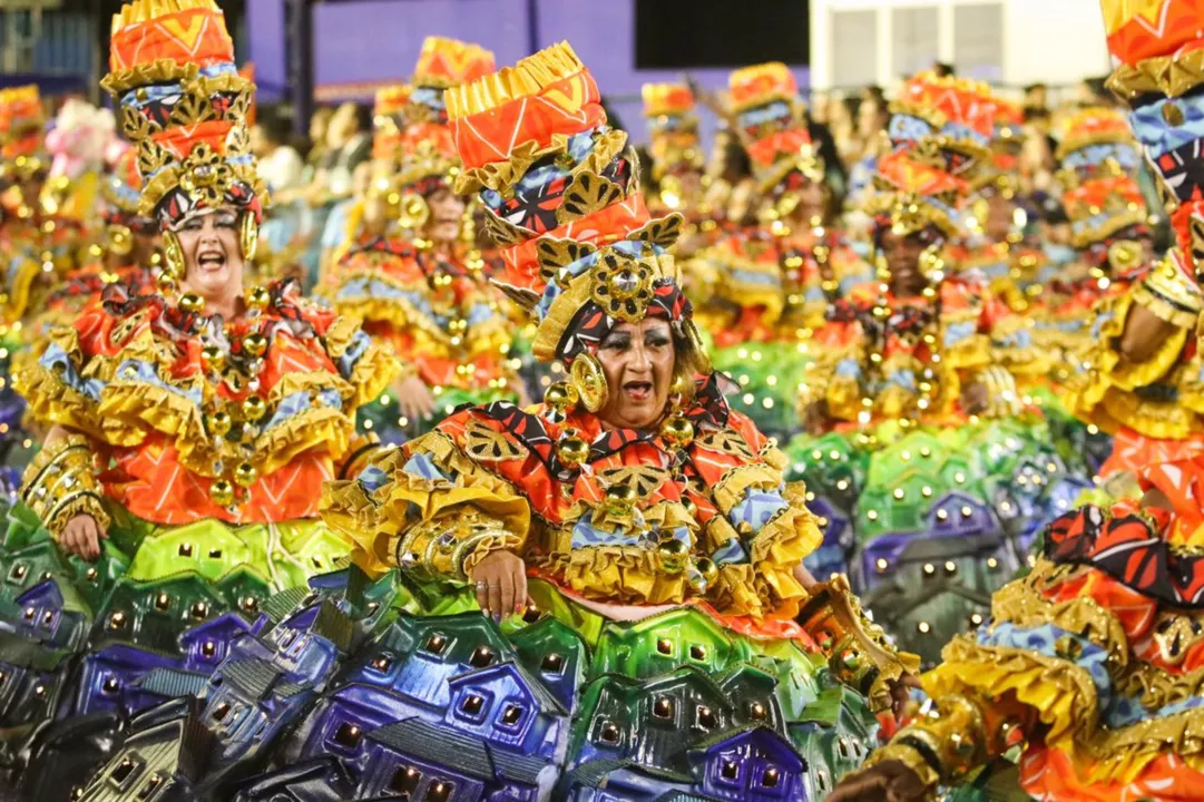 Desfile da Vila Isabel homenageia Martinho da Vila