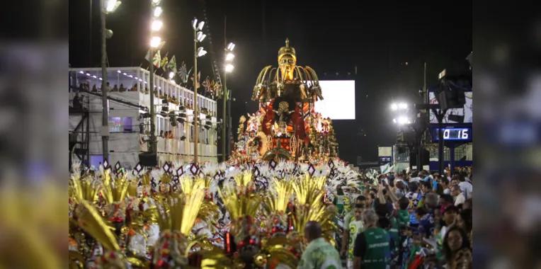 A Imperatriz abriu os desfiles do Grupo Especial