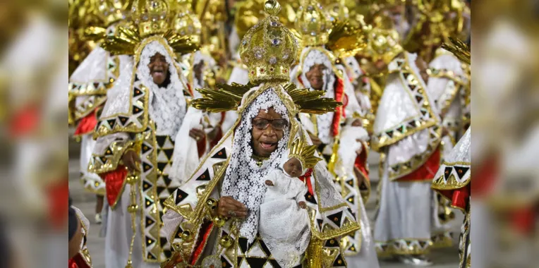 Acadêmicos do Salgueiro trouxe muito luxo e religiosidade à Sapucaí