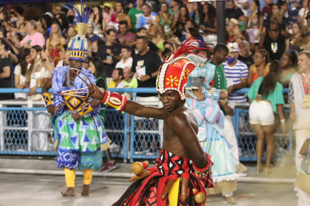 Desfile chamou atenção pela riqueza apresentada