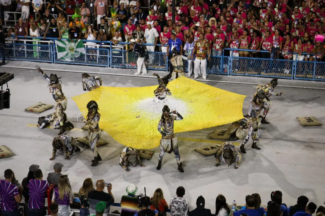 Agremiações disputam vaga no desfile do Grupo Especial
