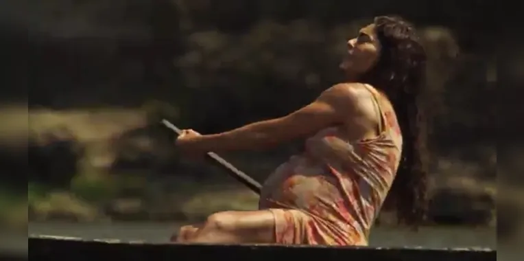 Juliana Paes vira onça em cena de 'Pantanal'; veja imagens