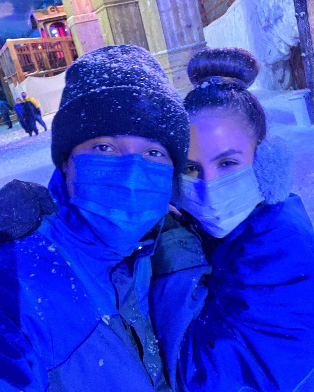 O casal assumiu o relacionamento no final de fevereiro.