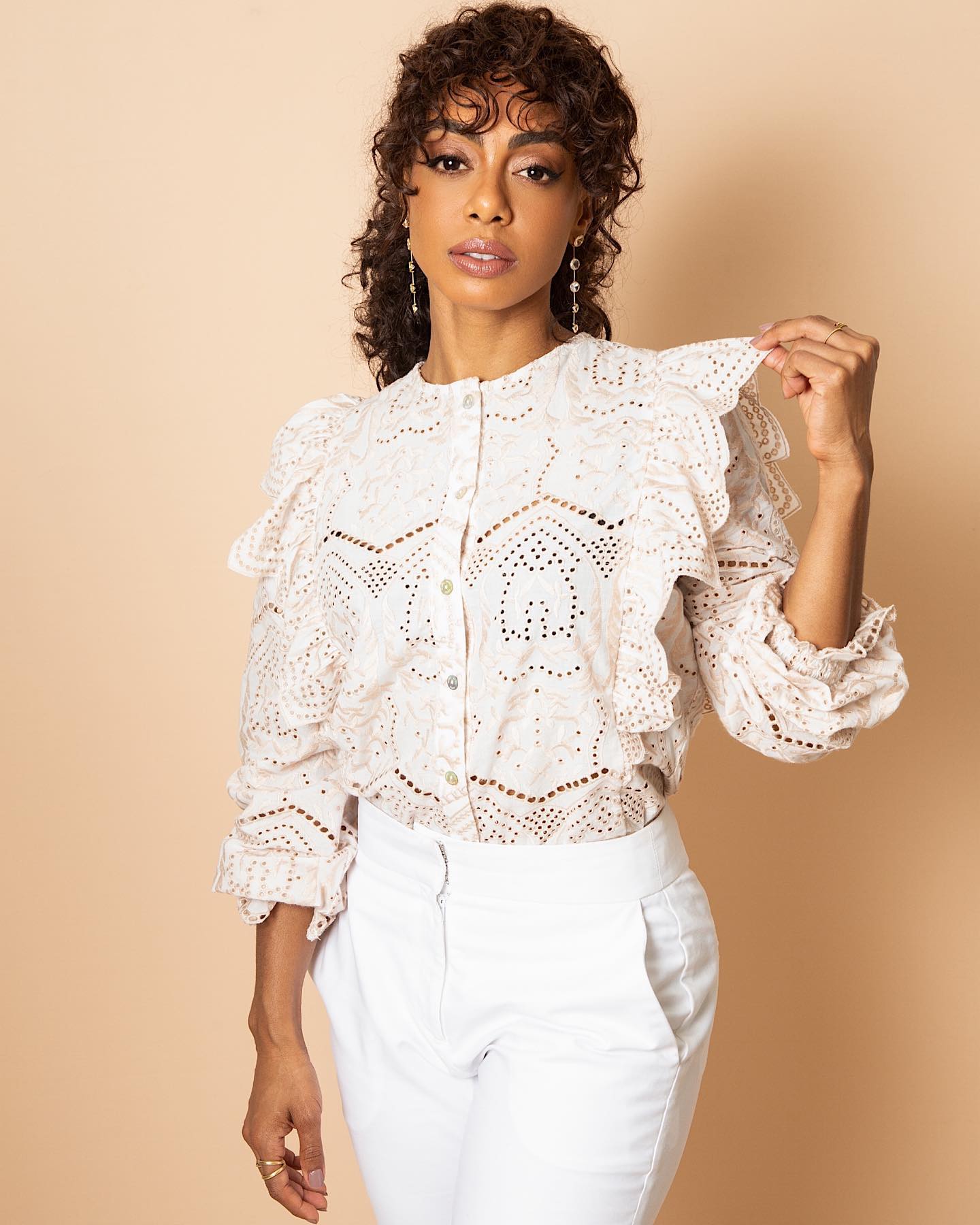 Dandara sera apresentada como musa do Salgueiro.