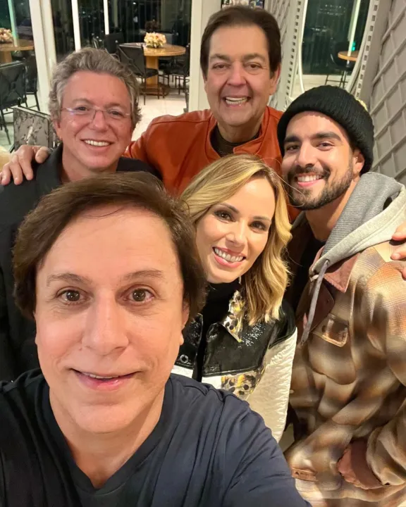 Tom Cavalcante, Ana Furtado, Boninho, Faustão e Caio Castro