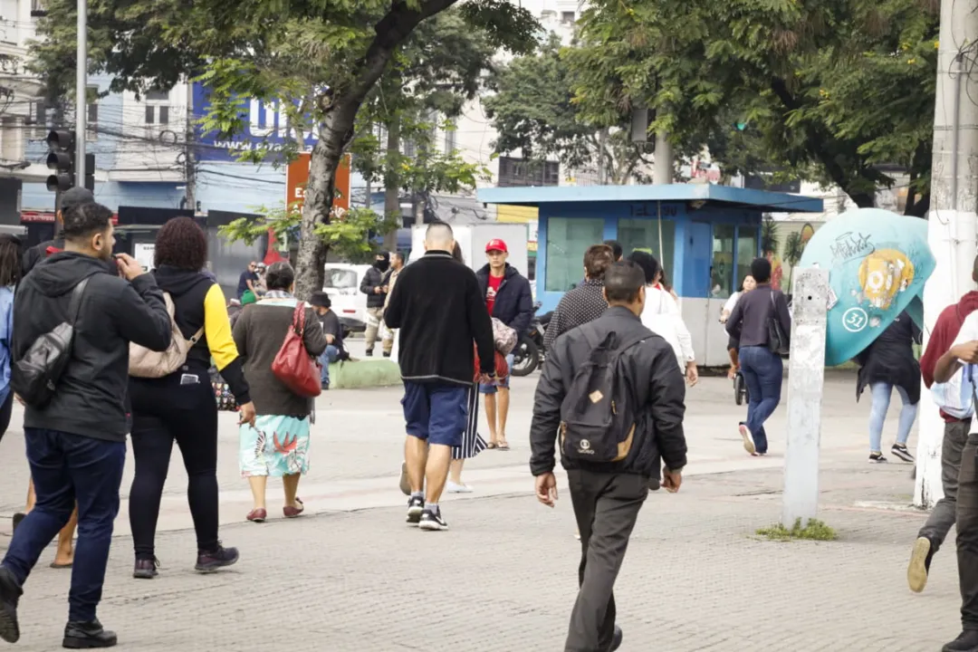 Frio e moradores de rua em Niterói