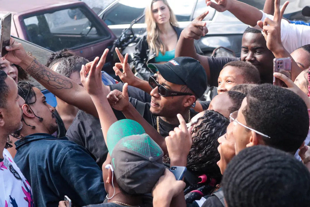 Rapper Oroch é detido com drogas em Niterói