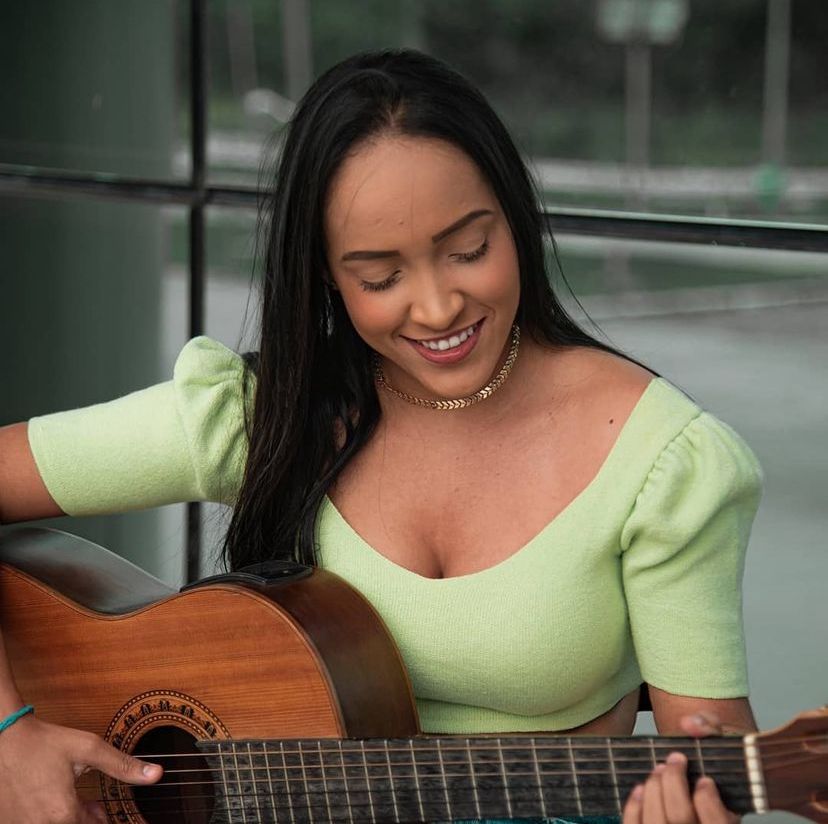 Tâmara Matos, 27 anos, morre em acidente