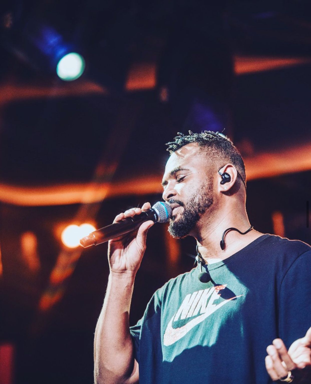 Vocalista deixa banda Vou pro Sereno após 20 anos