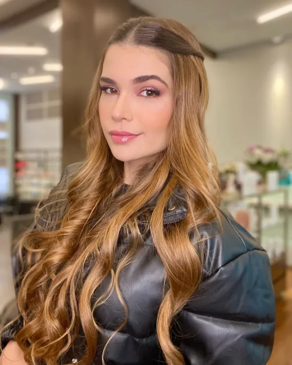 Nathalia Lucena participou do reality da Amazon Prime Vídeo, 'Soltos em Floripa'.