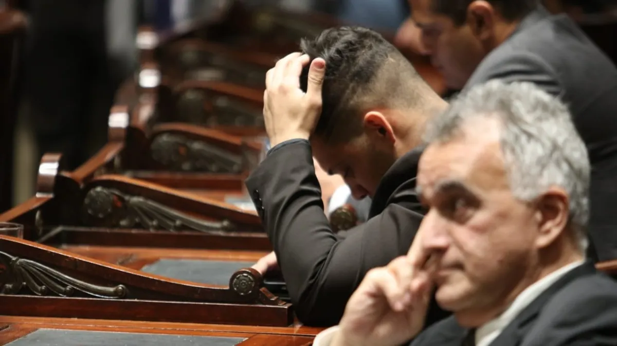 Fotos: Gabriel Monteiro na votação que pode cassar seu mandato