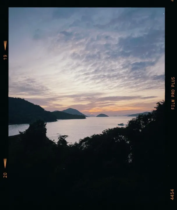 A cena foi gravada em Angra dos Reis, no Rio de Janeiro