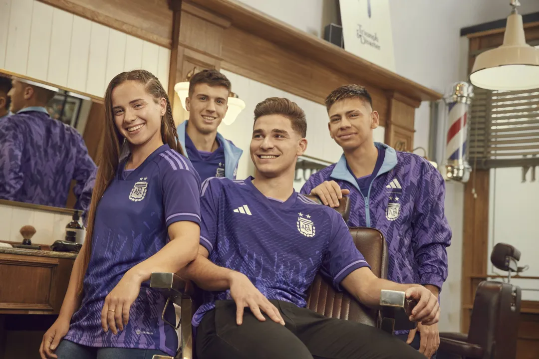 Argentina tem camisa roxa como segundo uniforme para a Copa