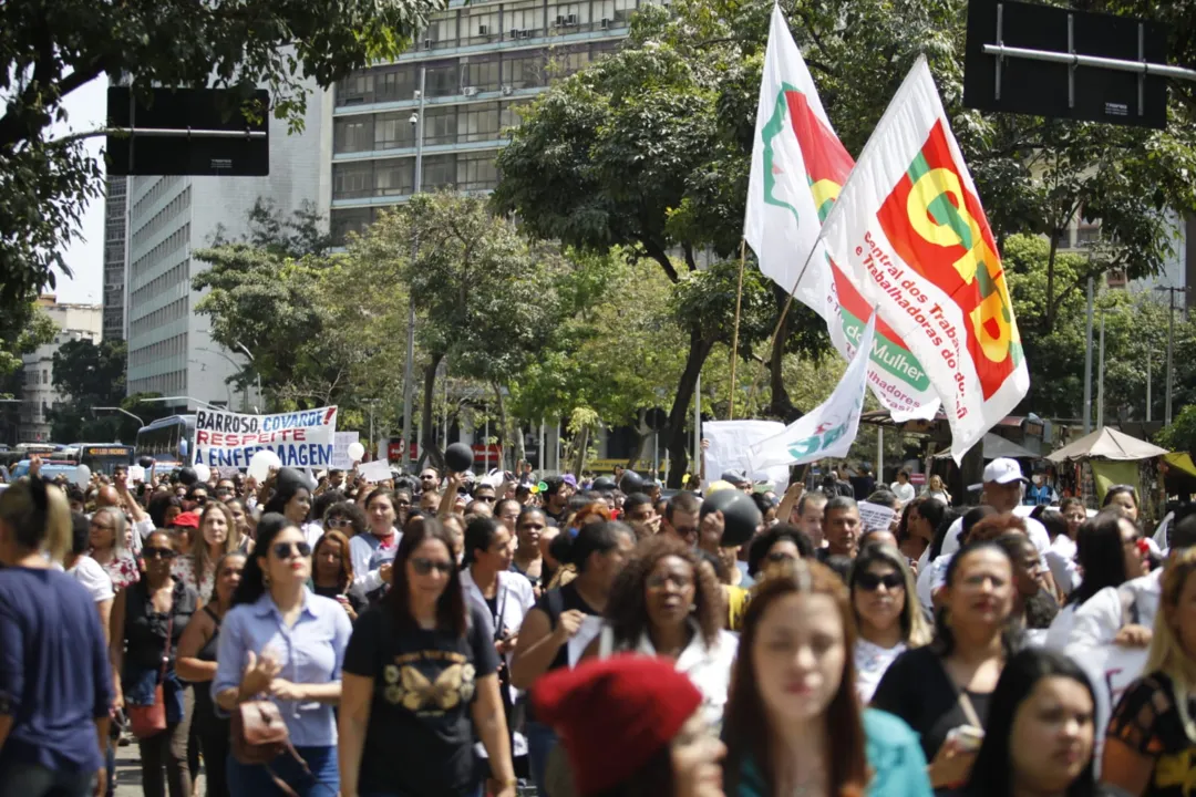 Ministro Luís Roberto Barroso acatou a solicitação da CNSaúde, que representa entidades privadas da saúde, da suspensão da decisão no qual um novo piso salarial havia sido estabelecido para enfermeiros, técnicos, auxiliares e parteiras