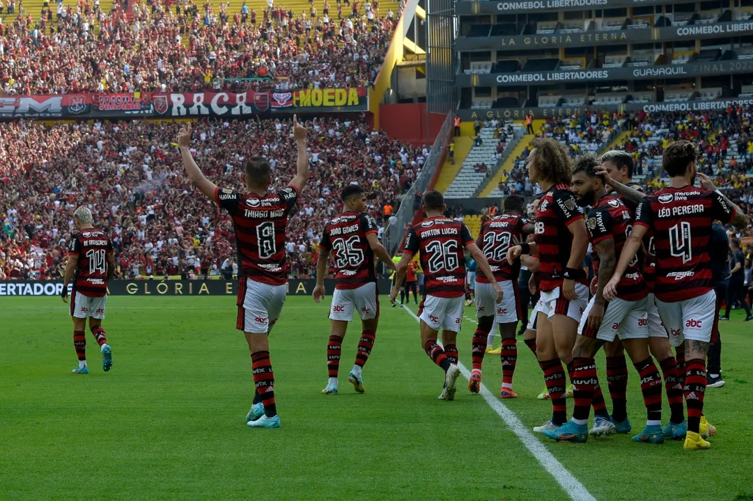 Vencer, vencer, vencer! Mengão é tricampeão da Libertadores