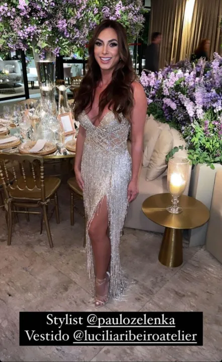 Nicole Bahls no casamento de Dani Calabresa