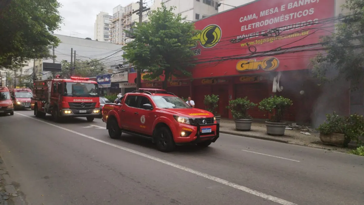 O Corpo de Bombeiros foi acionado às 6h25