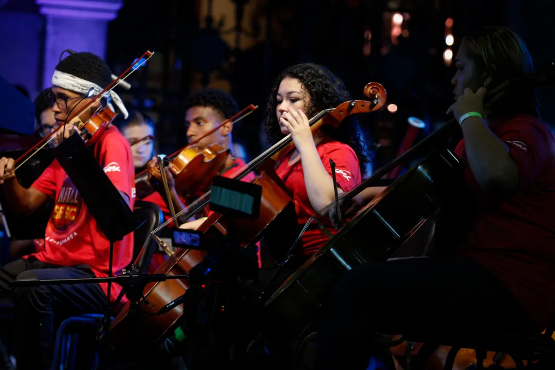 Espetáculo de orquestras no Theatro Municipal