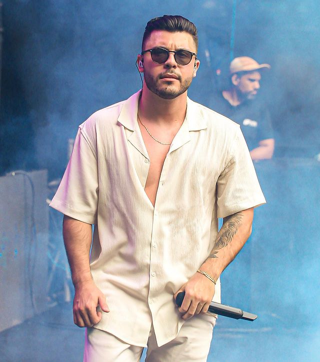 Murilo Huff é cantor
