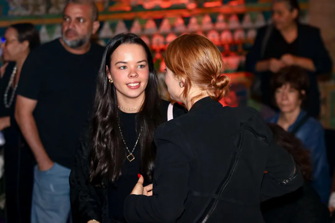 Amigos se despedem de Aracy Balabanian no Rio