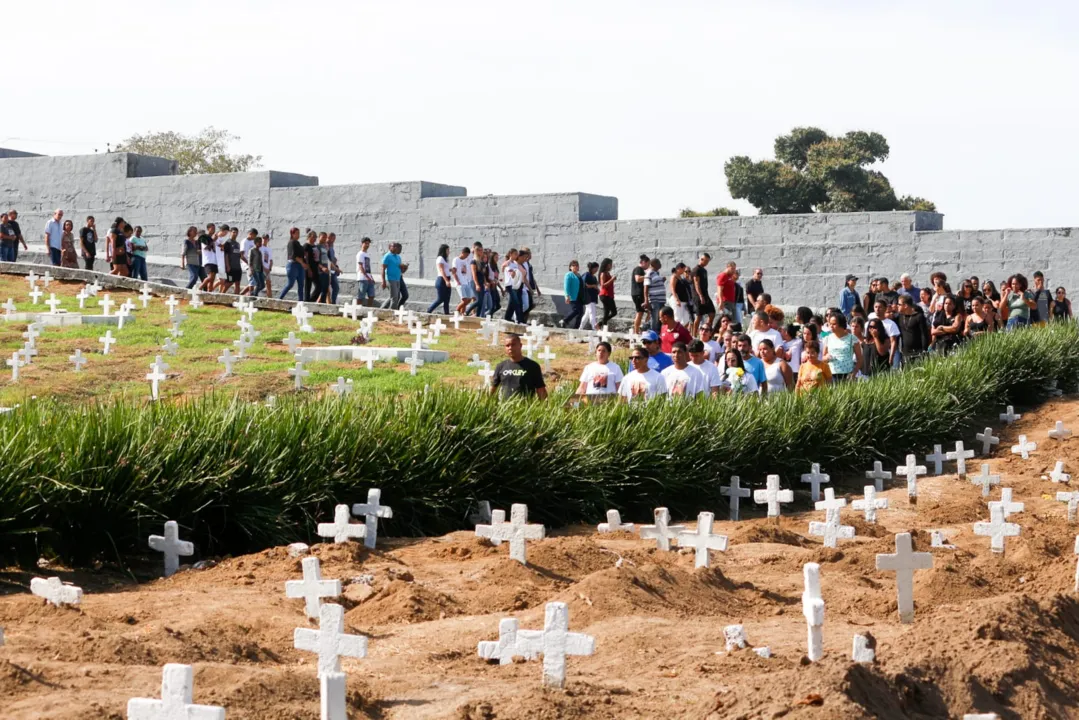 Velório e sepultamento aconteram no cemitério de Santa Cruz