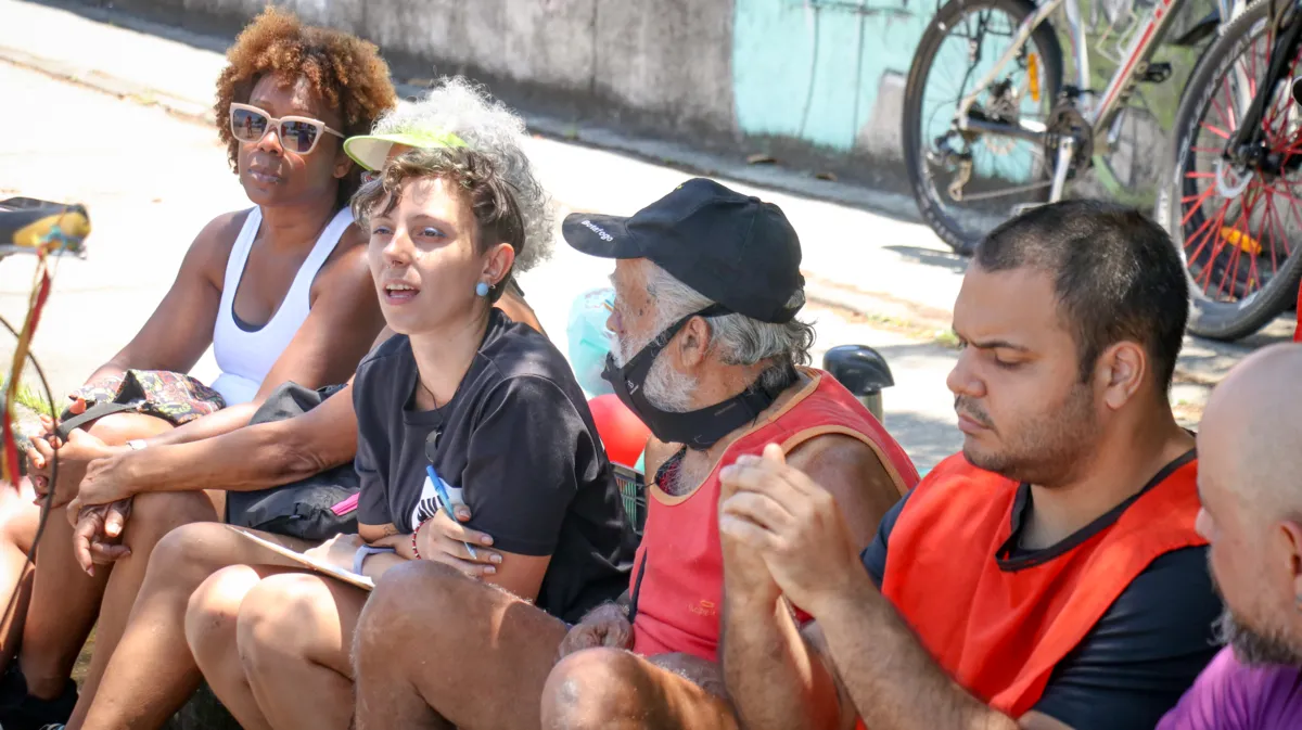 O projeto 'Bike Anjo' possui diversos voluntários 