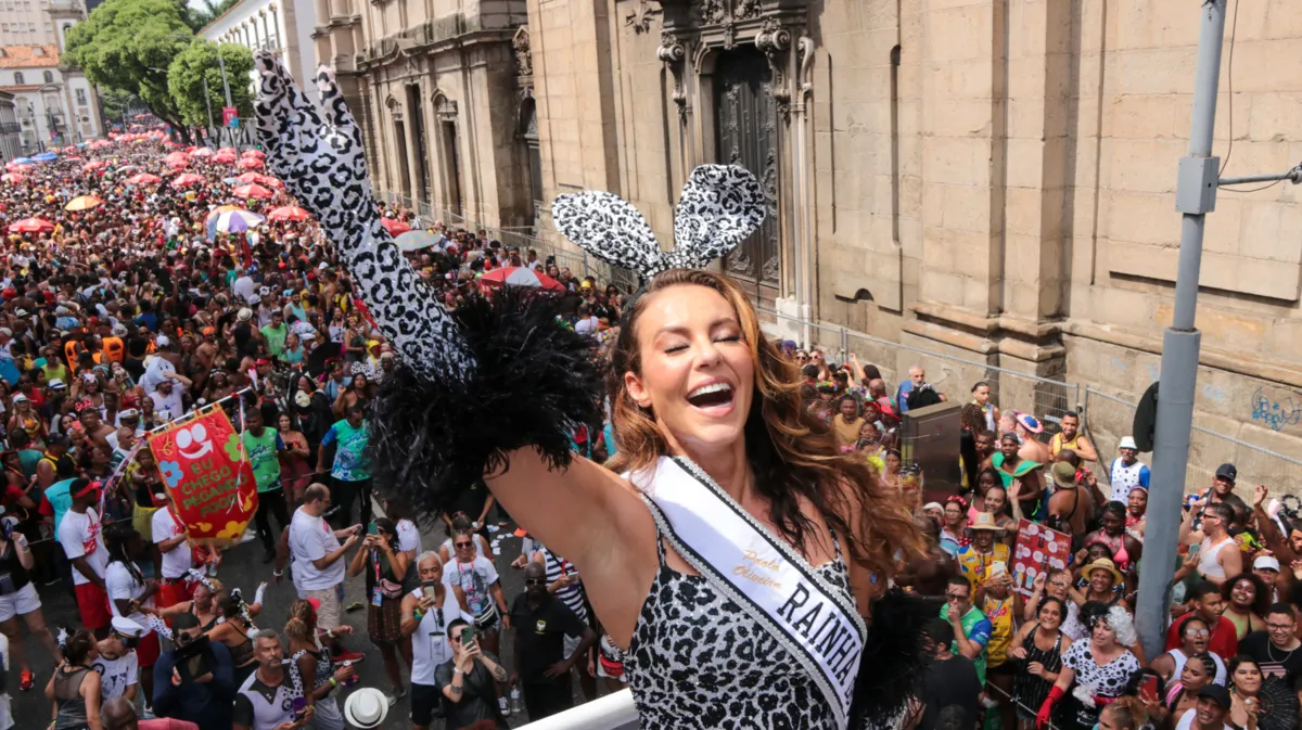 Paolla Oliveira é a Rainha do Bloco 