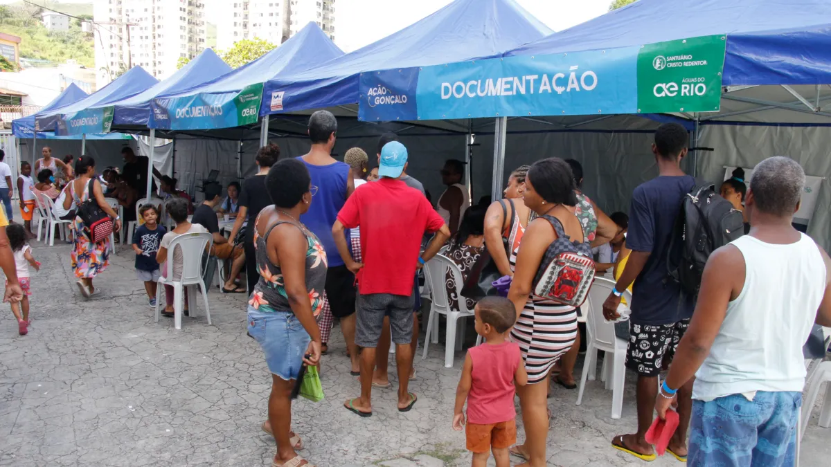 Ação teve serviços de documentação, saúde, orientação jurídica, sustentabilidade e cursos profissionalizantes