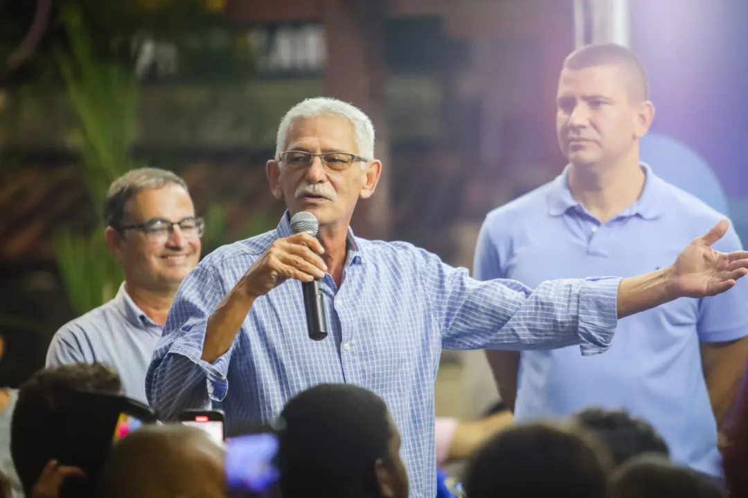 Gradim ganha praça revitalizada com brinquedos e plantas frutíferas