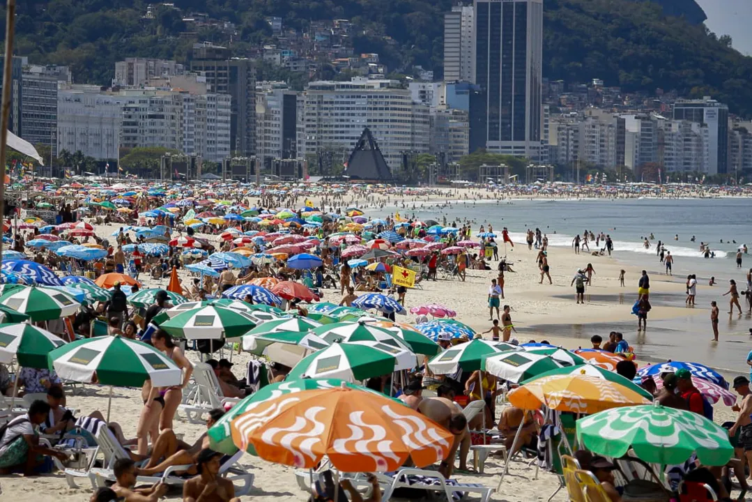 Praia teve dia de final de semana no Rio