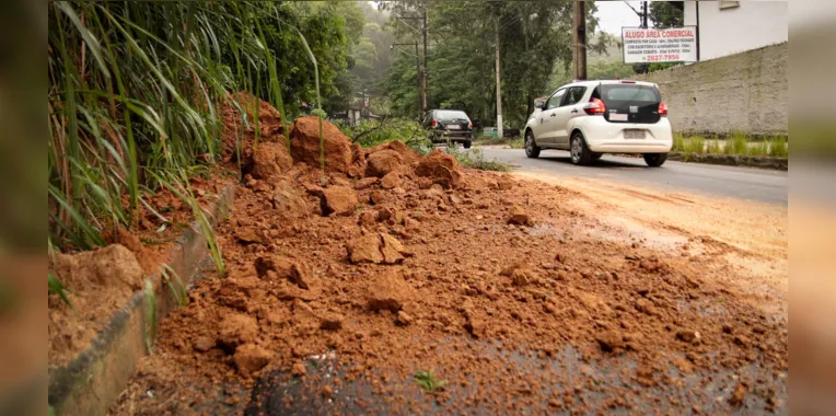 Estragos em rua de Boa Vista, São Gonçalo