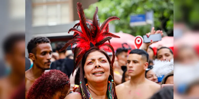 Diversas foram as ideias de fantasias e adereços para curtir o bloco 
