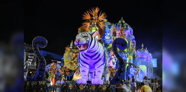 A Tuiuti foi a segunda escola de samba na Sapucaí 