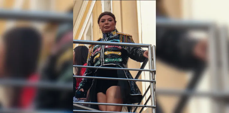 David Brazil se inspirou na Ivete Sangalo e caiu na folia 