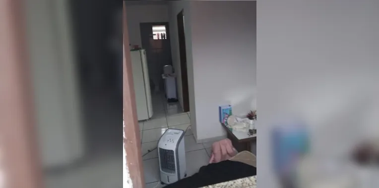 A quitinete fica em São Luís, no Maranhão