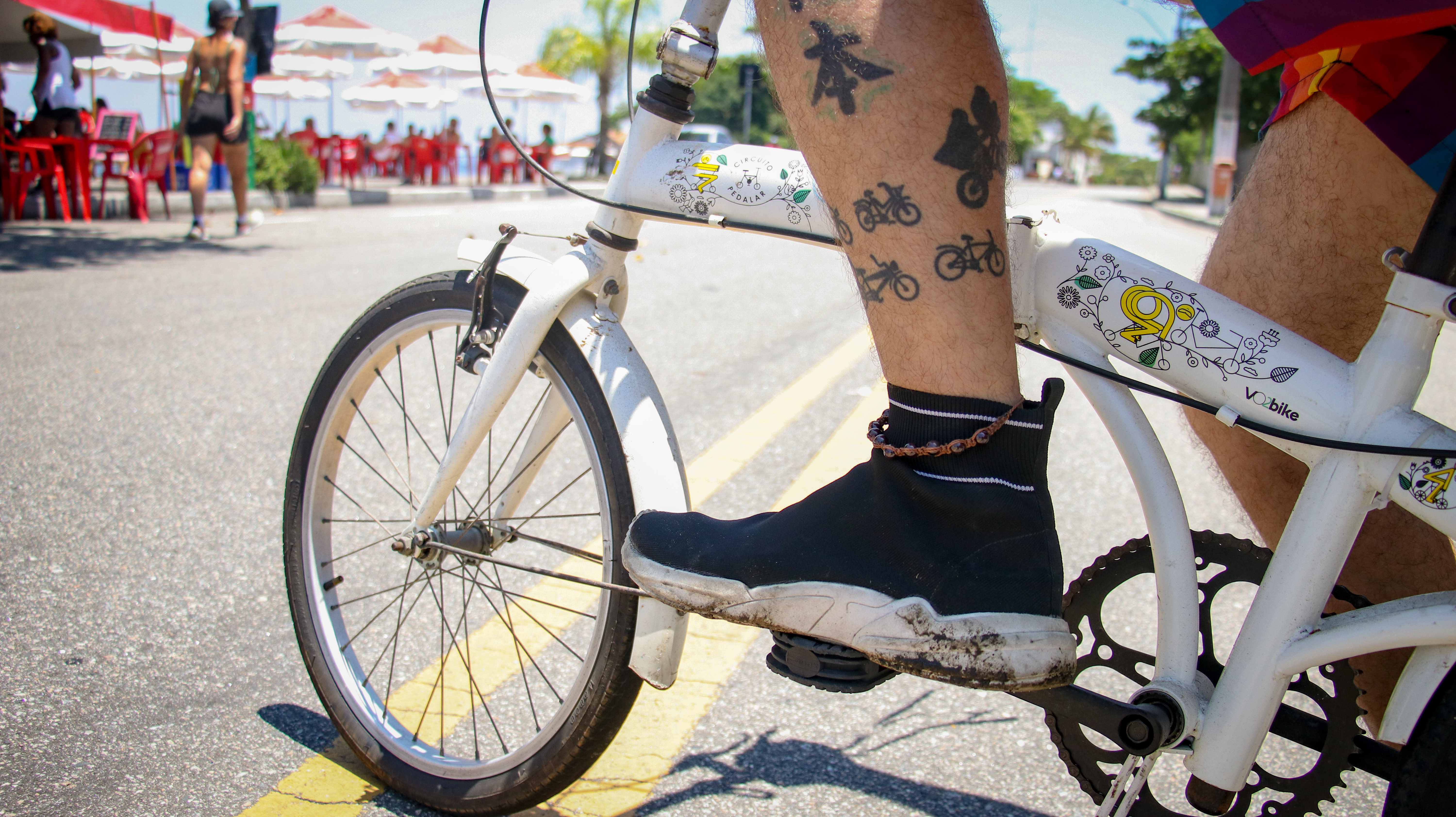 Pedro Matsumoto, de 49 anos, é fisioterapeuta mas apaixonado por 'bike'