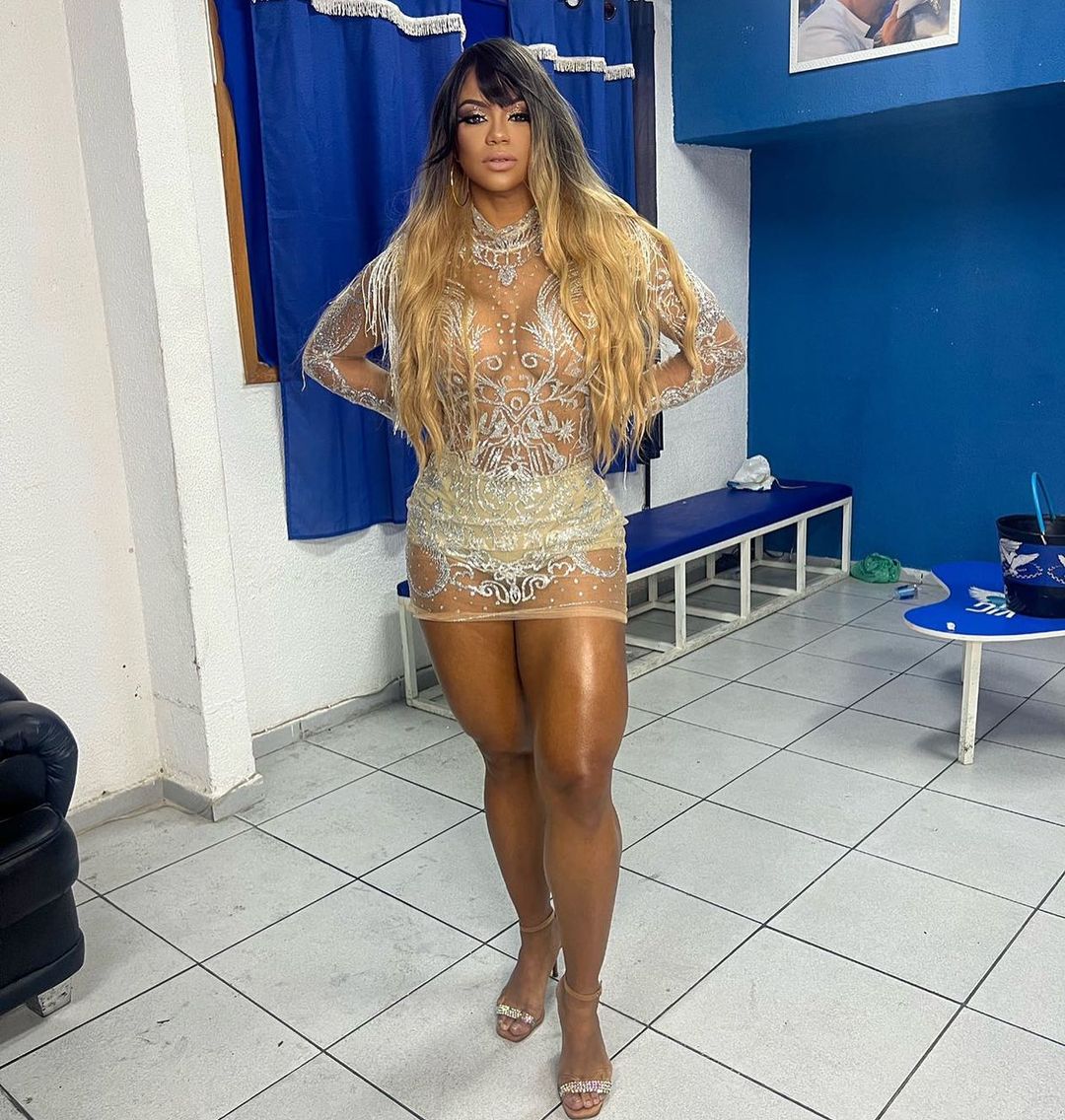 BIANCA MONTEIRO - PORTELA