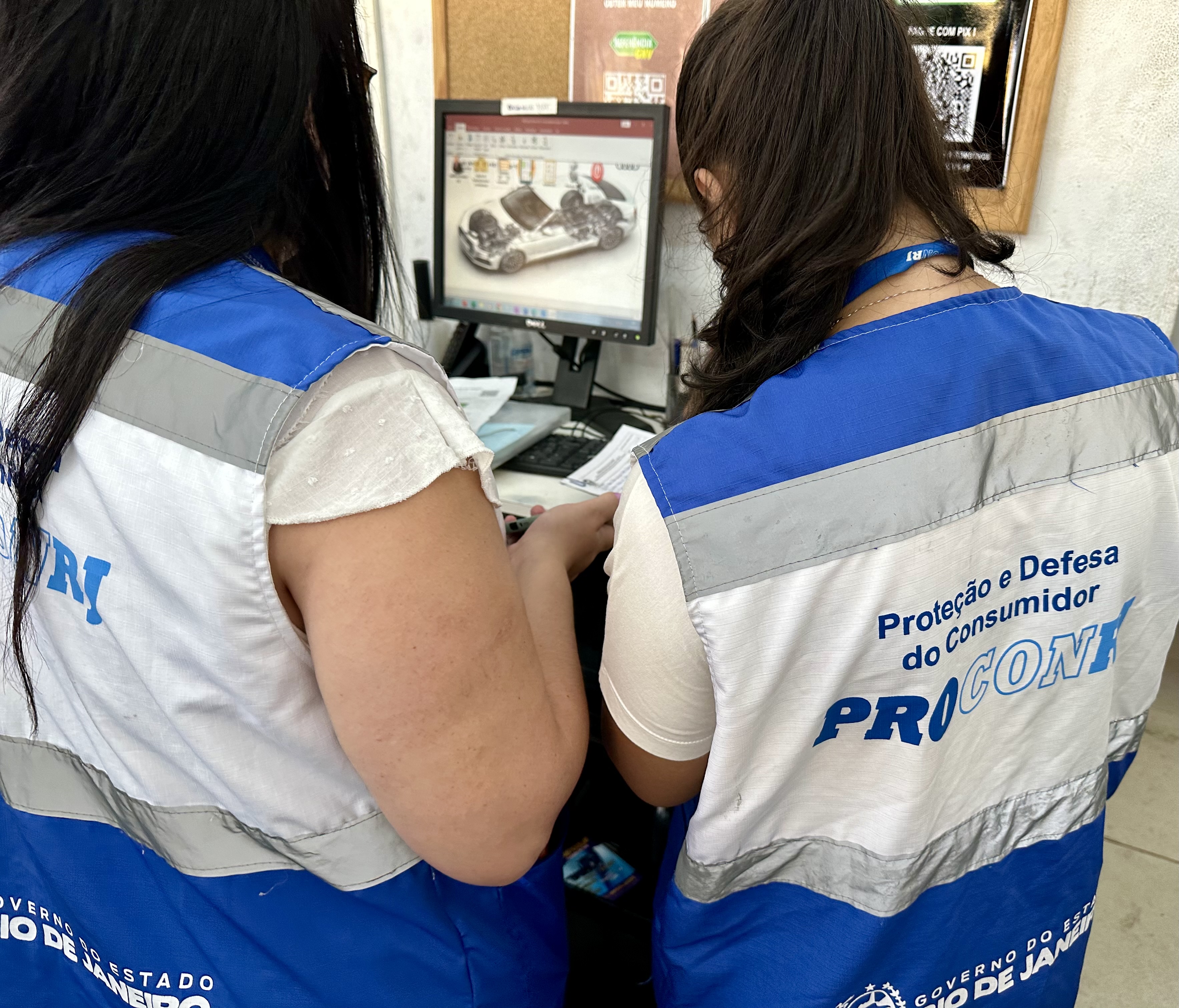 Fiscais do Procon Estadual estiveram em 10 lojas